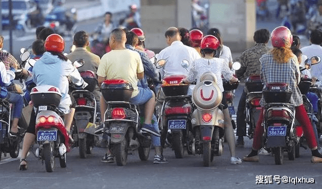 不要“甩锅”电动车，拥堵问题不是电动车造成的，禁摩限电不可取 (图2)
