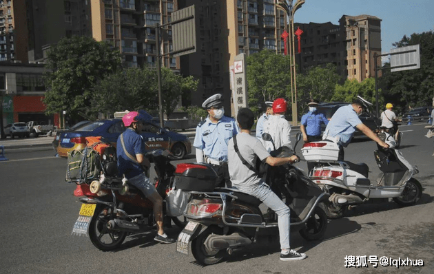 不要“甩锅”电动车，拥堵问题不是电动车造成的，禁摩限电不可取 (图3)