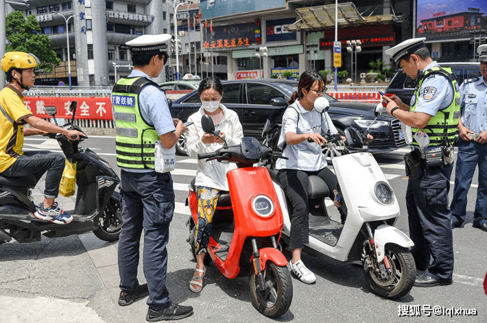 不要“甩锅”电动车，拥堵问题不是电动车造成的，禁摩限电不可取 (图8)